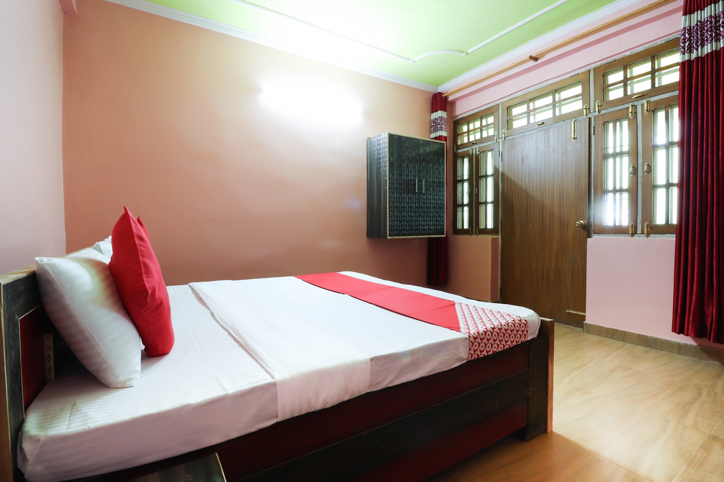 Hotel O Shree Balaji Guest House - Tap to explore photos