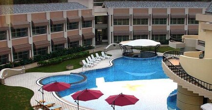 Azzaro Resort & Spa