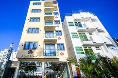 Coral Grand Beach and Spa, جزر المالديف