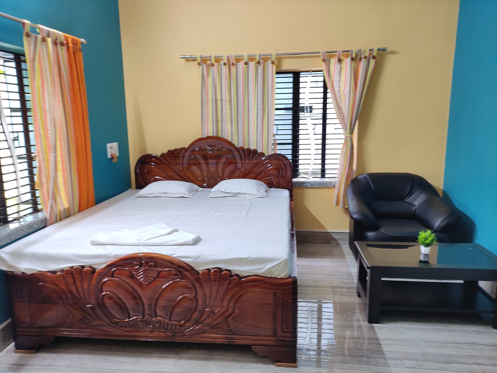 Purbasha Homestay - Tap to explore photos