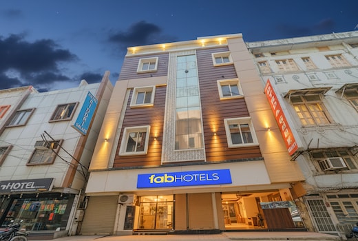 FabHotel Shree Galaxy