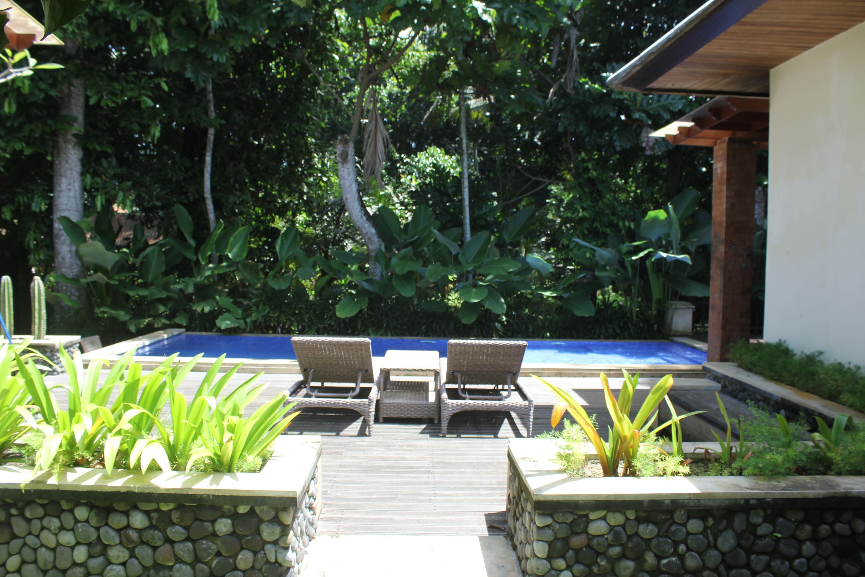 Belvilla 93903 Pandawa Sharing Villa Riverside - Tap to explore photos