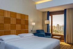 Park Inn by Radisson Muscat, Muscat