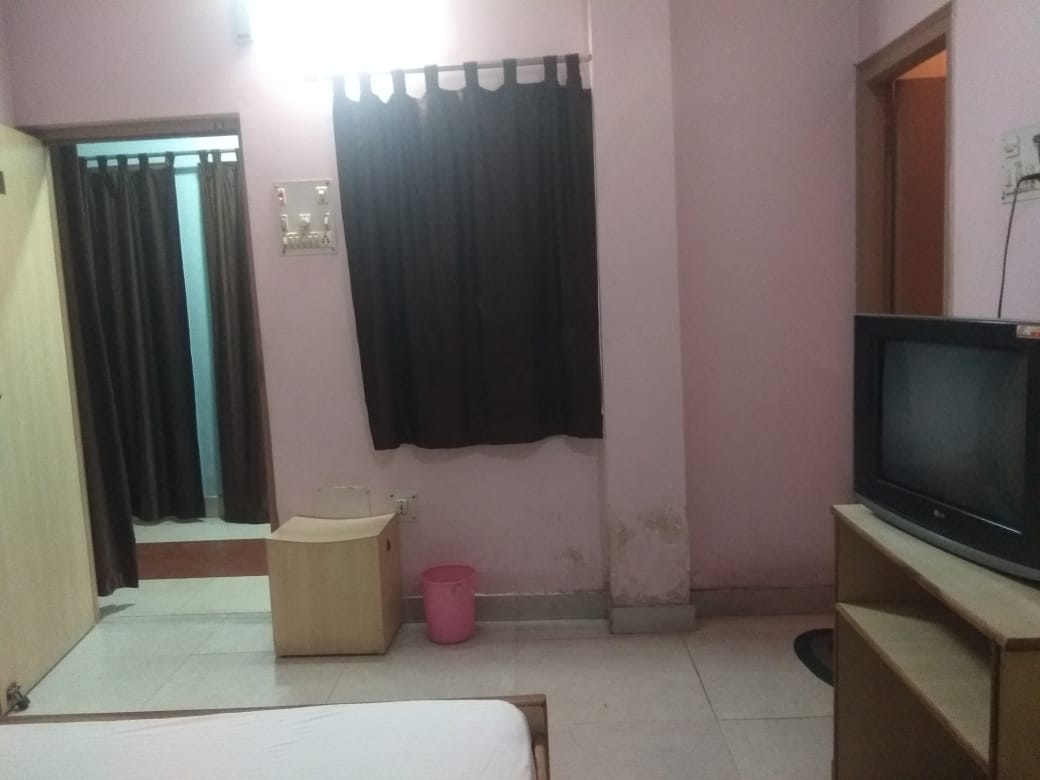 Hotel Prerna, Kahalgaon - Tap to explore photos
