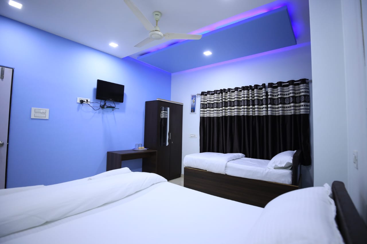 Anandi Guest House - Tap to explore photos
