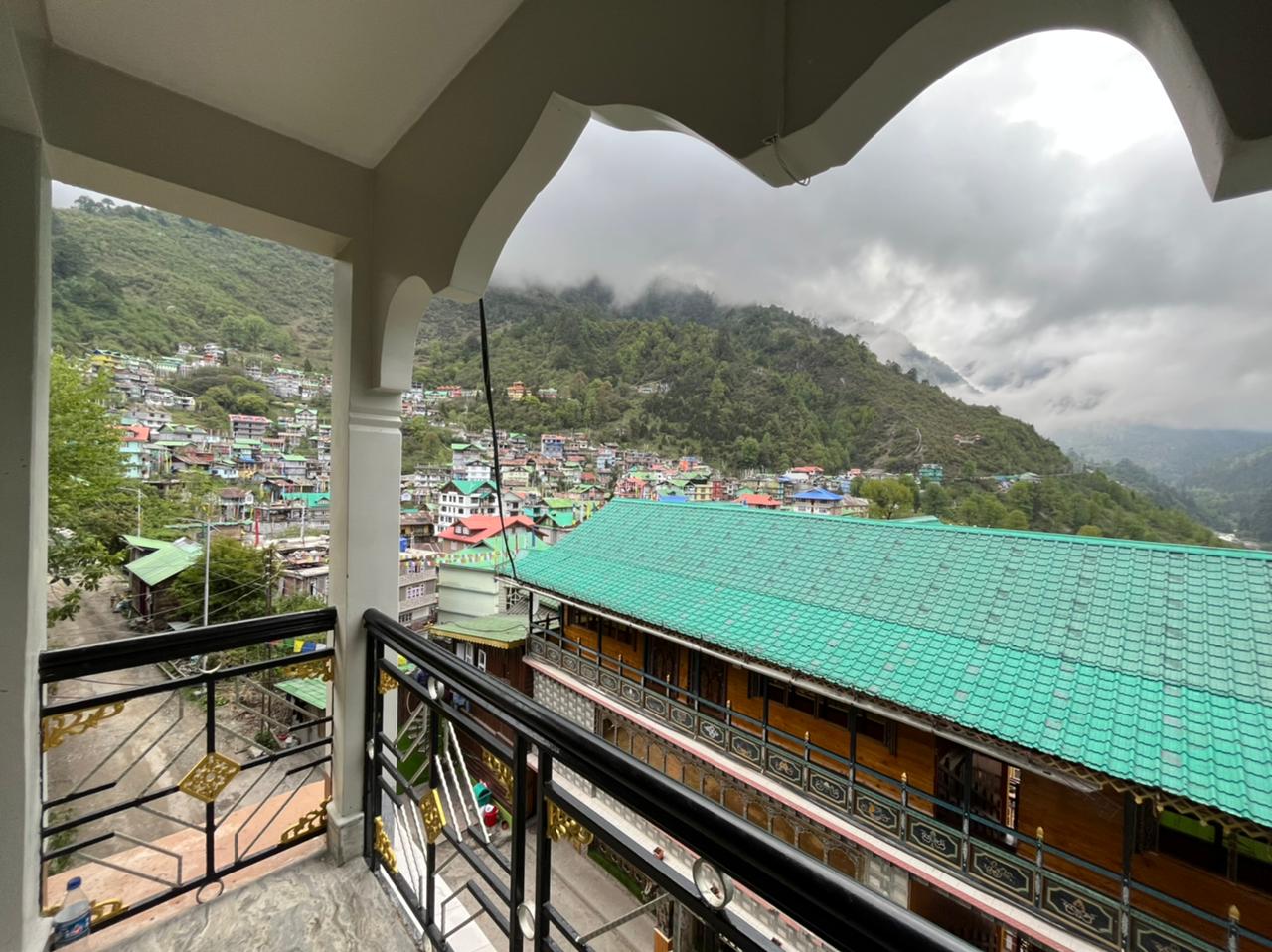Mount Khang Hotel - Tap to explore photos