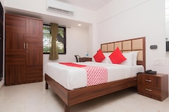 Hotel Grand Plaza, Mumbai