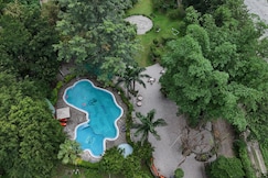 The Solluna Resort, Kosya Kutauli