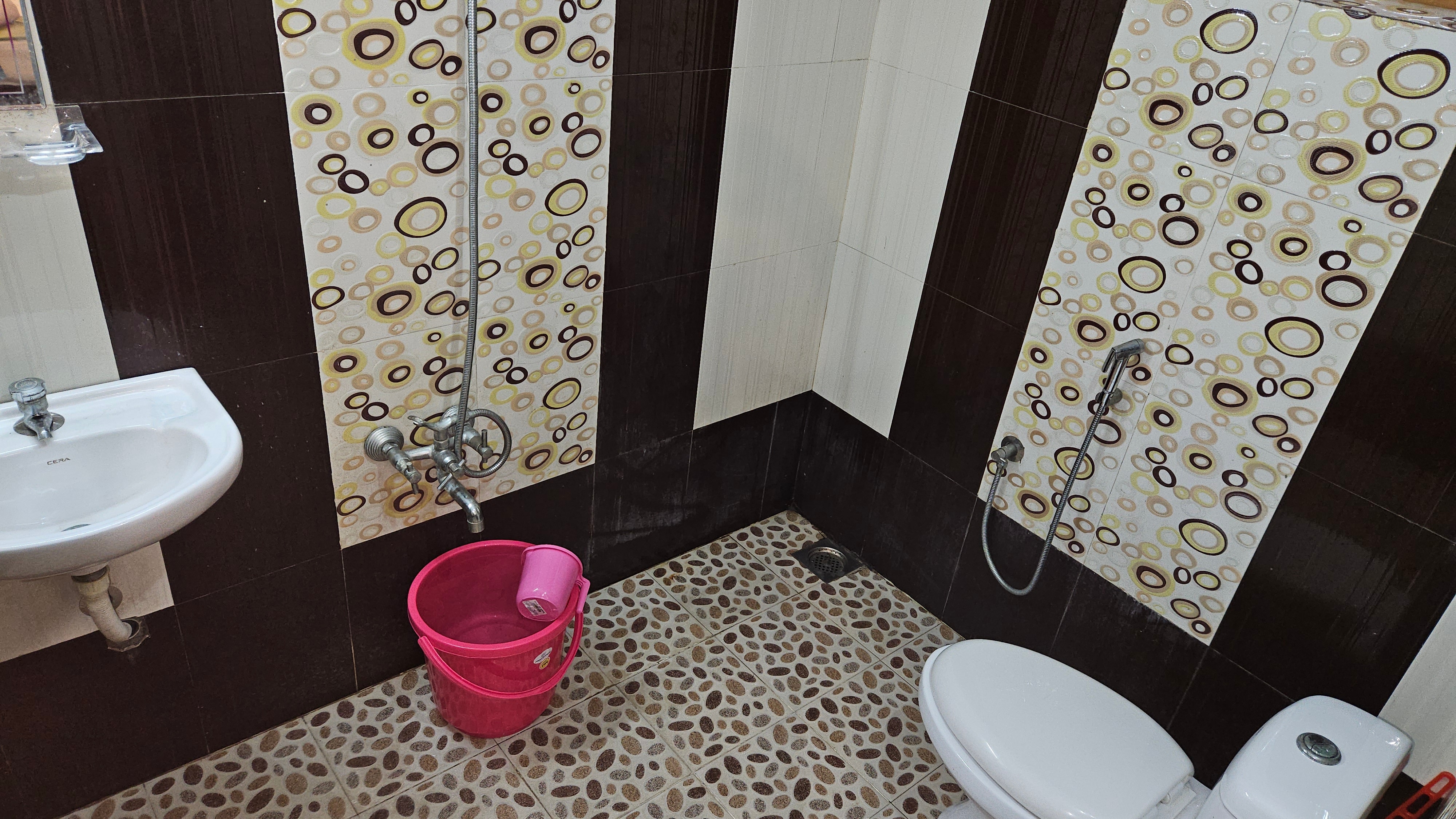 Omkar Villa Inn - Tap to explore photos