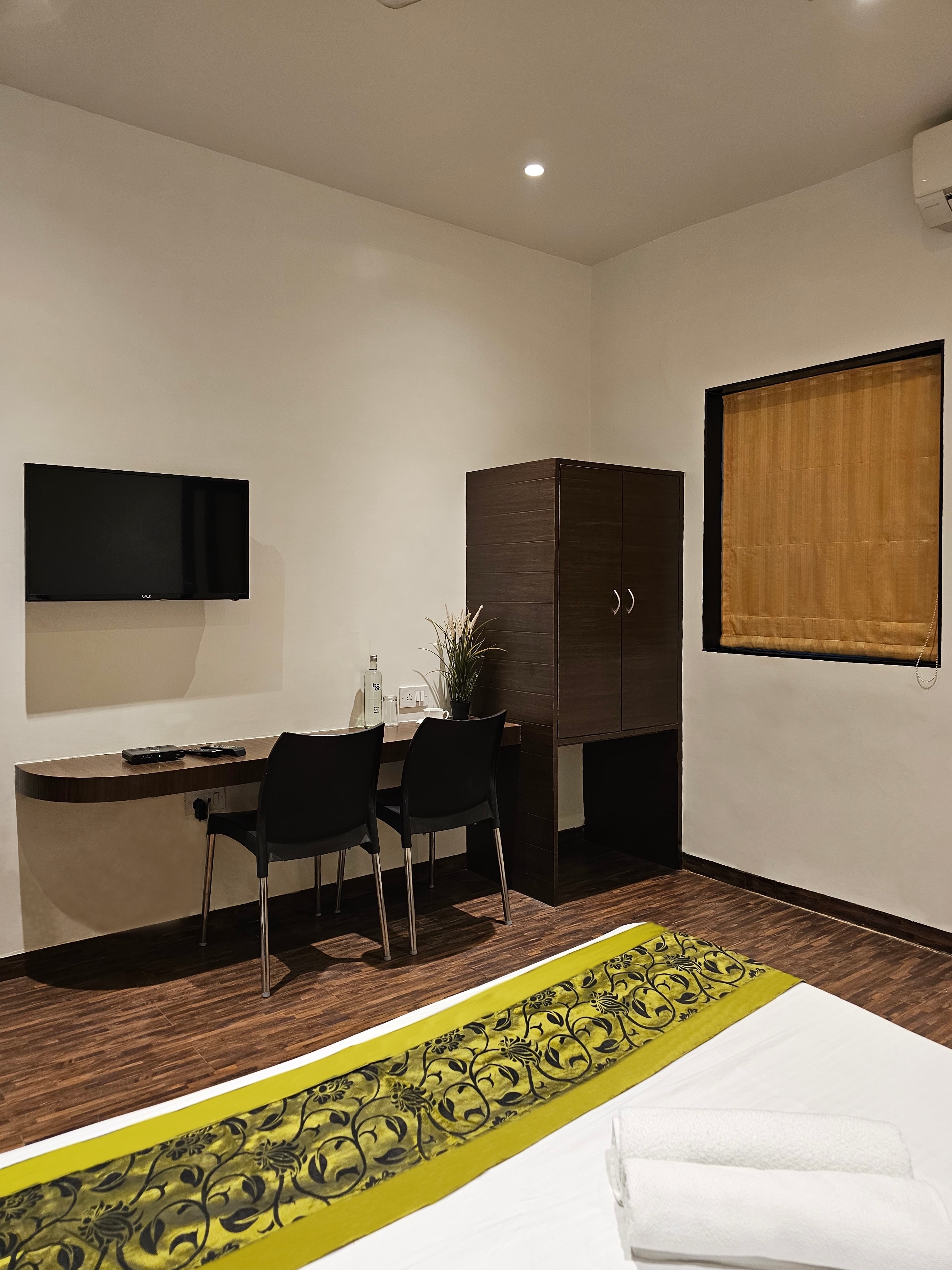 Deluxe Room 1