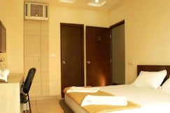 Hotel Maya Inn, Noida