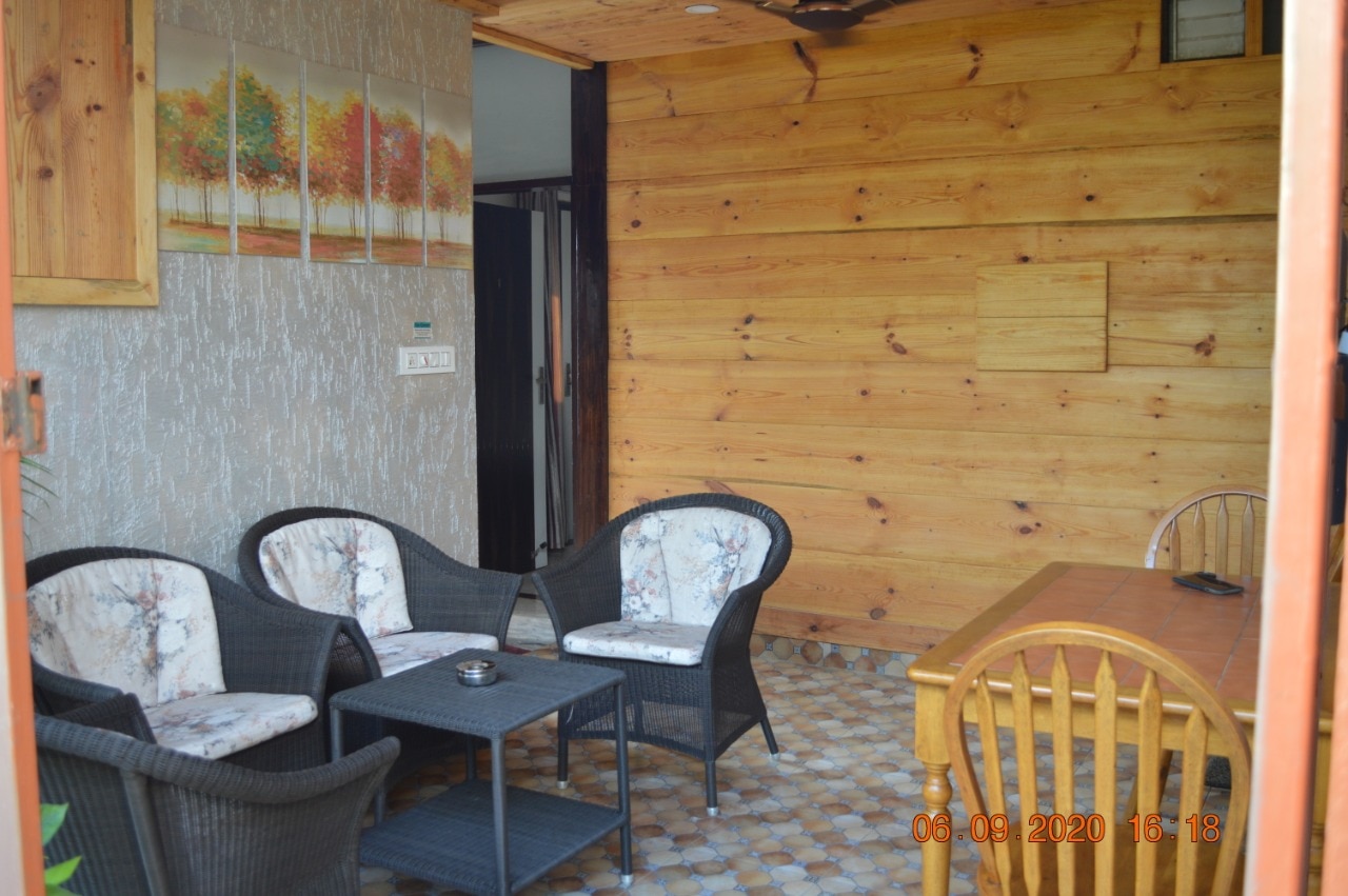 5 Bhk Duplex with Party Terrace - Tap to explore photos