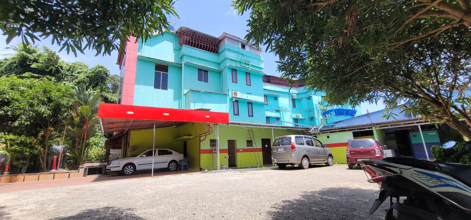 Vallabhan International Resorts - Tap to explore photos