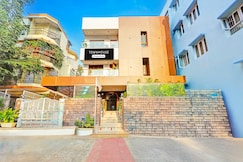 Super Townhouse Seethammadhara Junction Formerly Vijaya Residency
