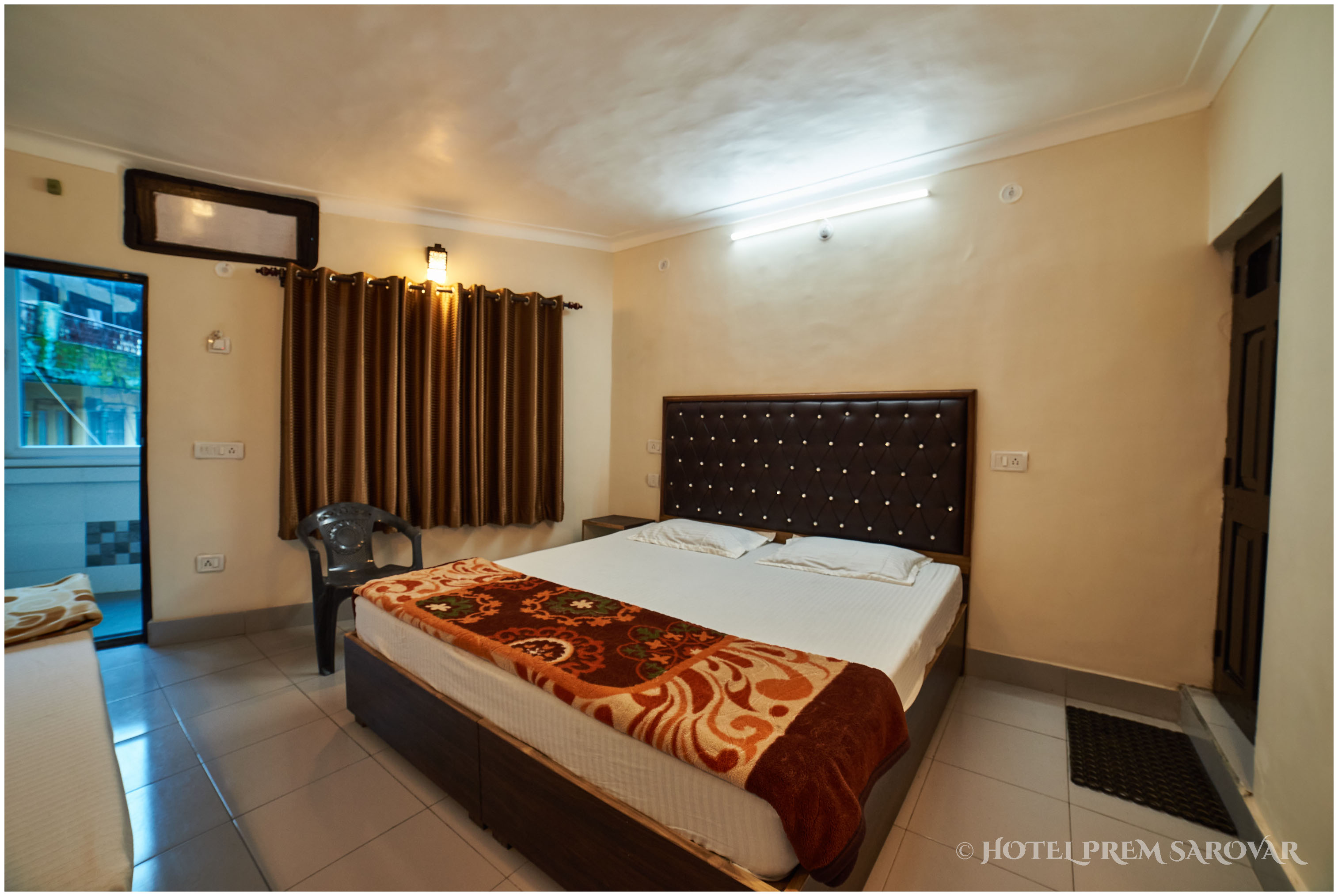 Hotel Prem Sarovar - Tap to explore photos
