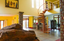 Villa with Pool