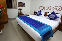 Hotel Campus, Ahmedabad