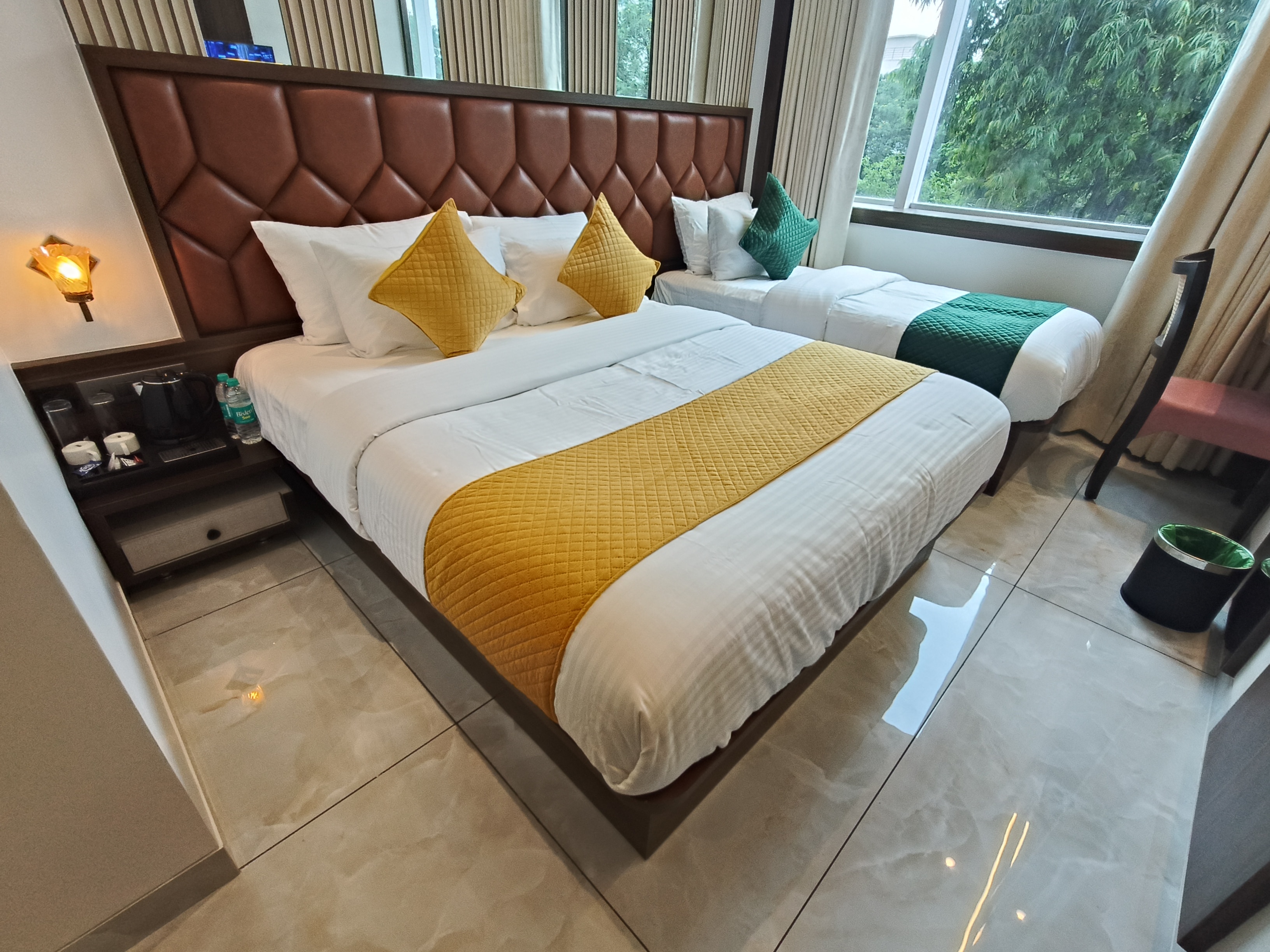 HOTEL OCEAN RESIDENCY - Tap to explore photos