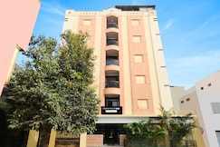 Super Townhouse OAK Secunderabad Near Railway Station Formerly Hotel Brahma, Hyderabad