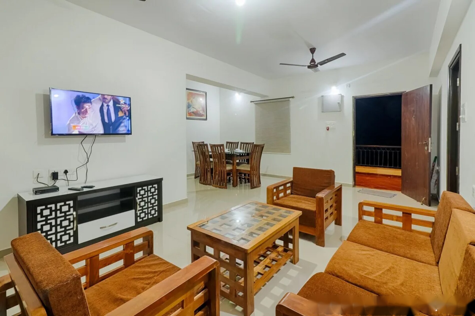 Shourya Luxury 2BHK Apartment Baga - Tap to explore photos
