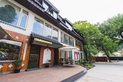 Voyage Collective (3mins walk to Dal Lake), Srinagar