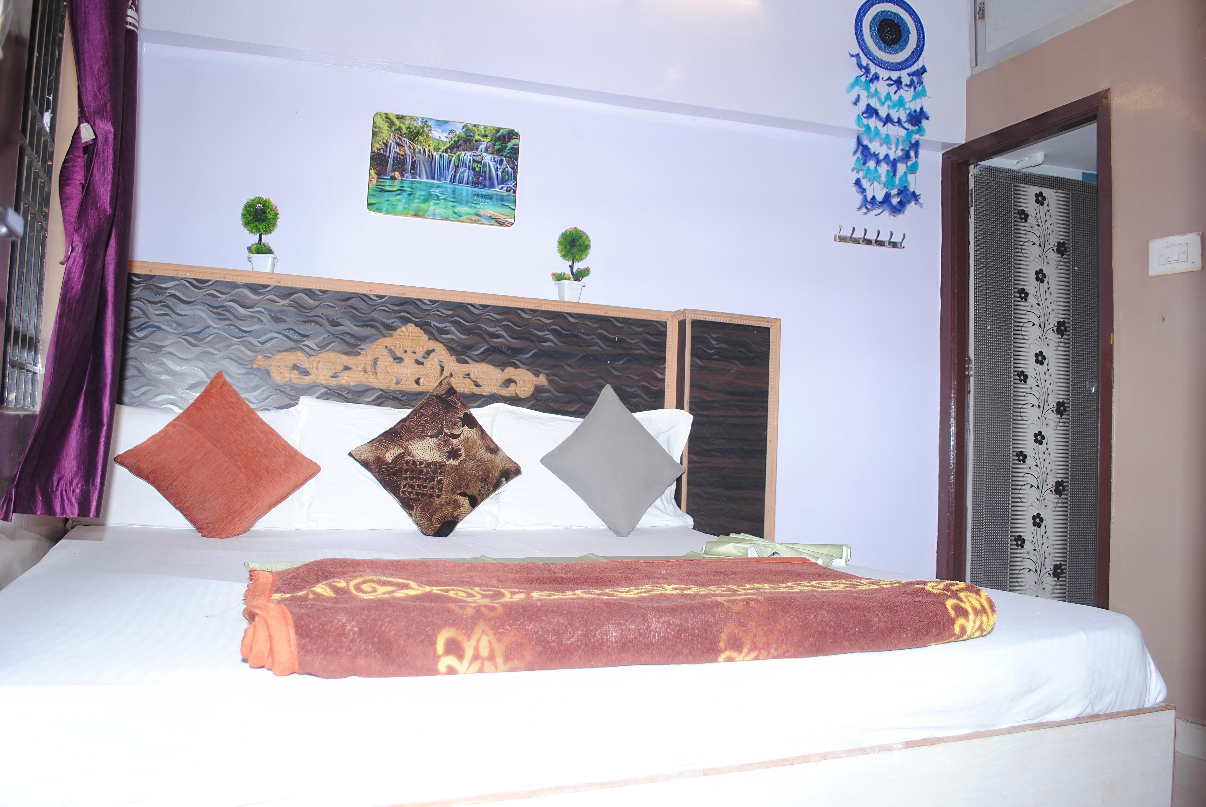 Amudha residency - Tap to explore photos