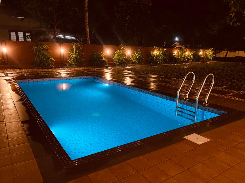 Guruvayur Heritage Homestay - Tap to explore photos
