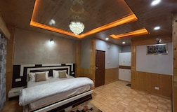 Mountain View Room 