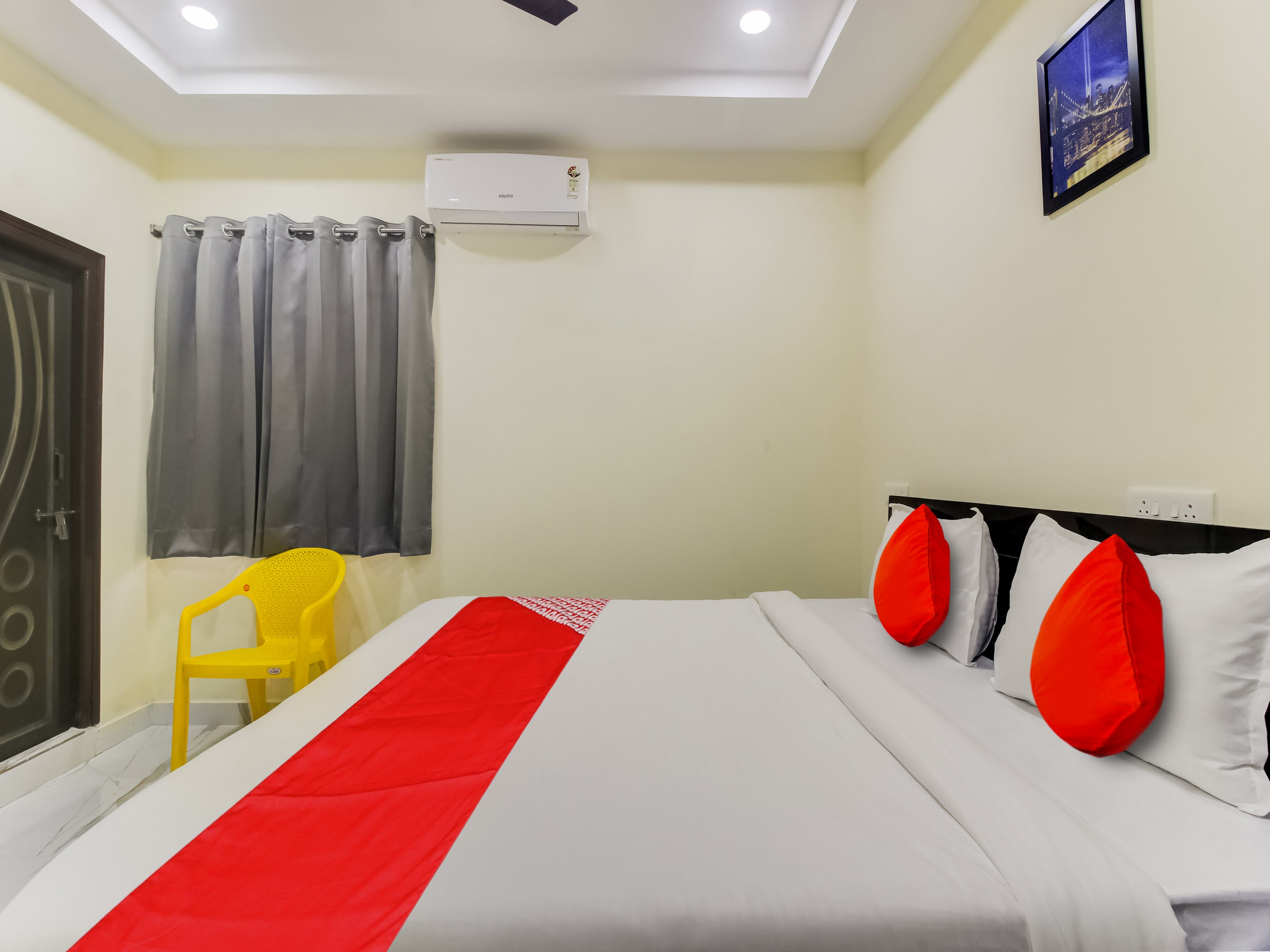 Super Hotel O SRI NIRVANA PRIDE - Tap to explore photos