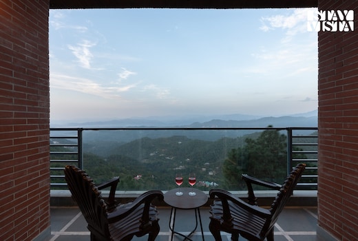 StayVista at Ophelia @ The Elmstone - 3 Bedroom Apartment