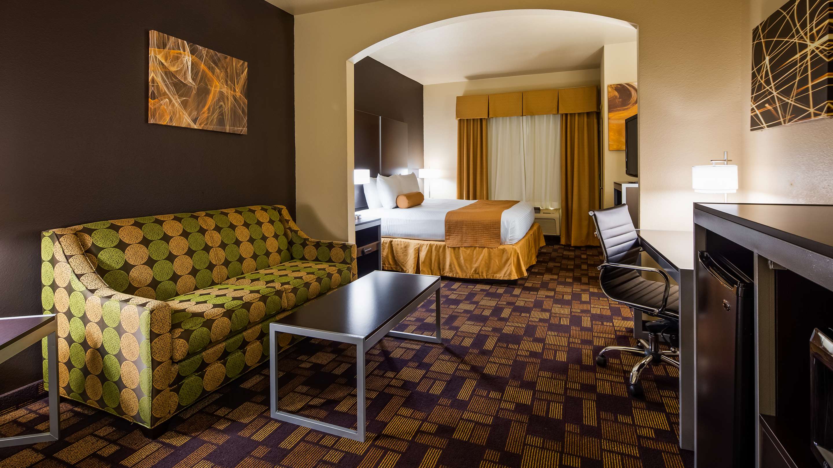 Best Western Windsor Pointe Hotel & Suites-at&t Center - Tap to explore photos