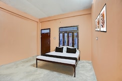 Hotel O Guru, Prayagraj