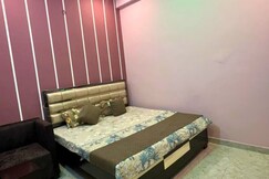 Ramkumari Bed and Breakfast Guest House, Ayodhya