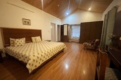 Pine Crest East Family Friendly Escape Kasauli, Solan