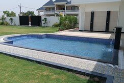 Kaayanaat Luxury Villa Amritsar Airport, Amritsar