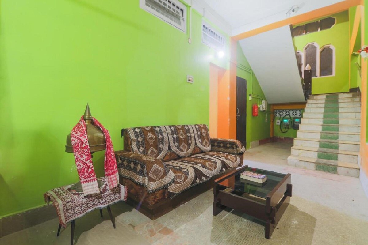 Swapneels Homestay - Tap to explore photos