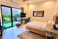 GIOVANNI SUITES | Rooms & Wi-Fi, Bhopal