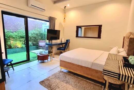 GIOVANNI SUITES | Rooms & Wi-Fi