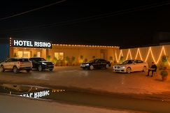 Hotel Rising Banquet & Restaurant, Ayodhya