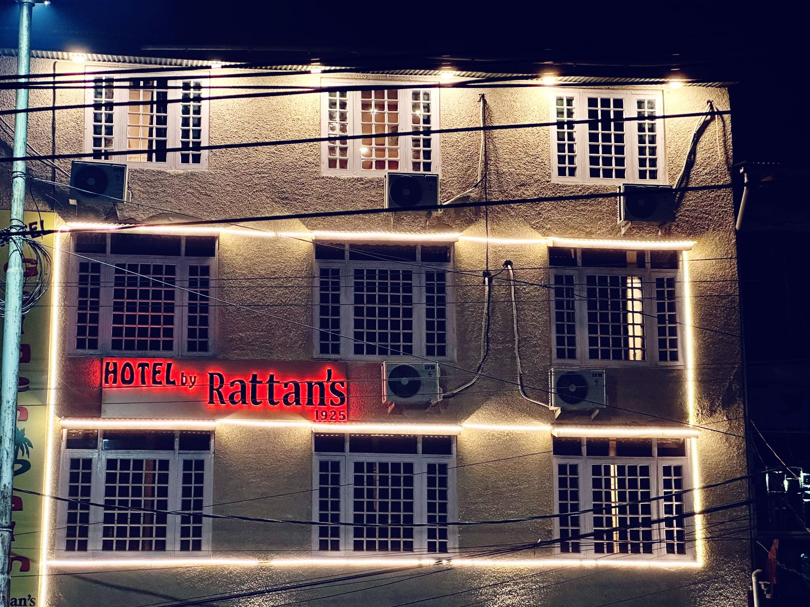 Hotel Golden Palm by Rattan 1925 - Tap to explore photos