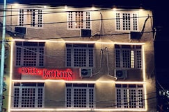 Hotel Golden Palm by Rattan 1925, Srinagar