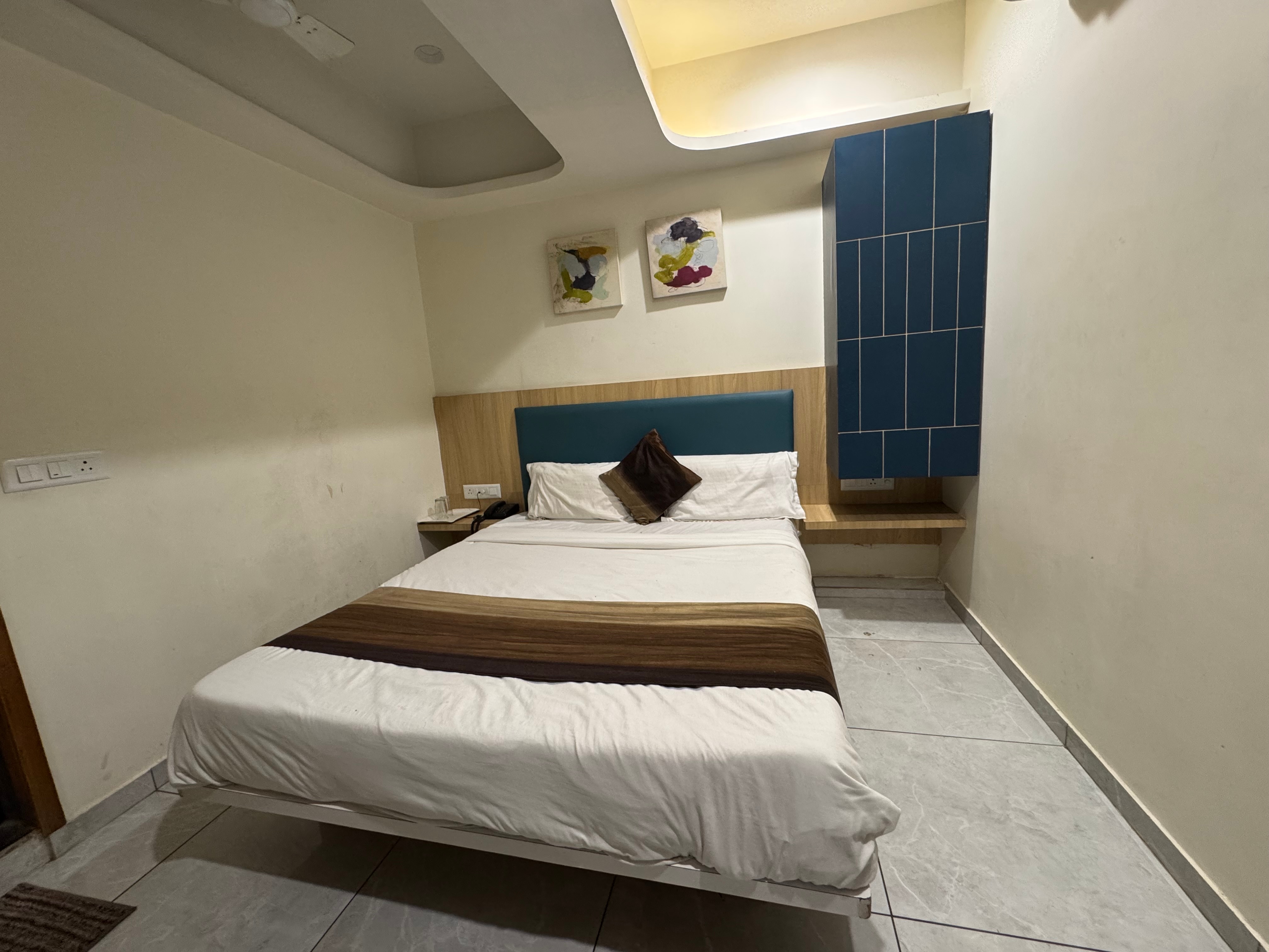 Hotel Pratham inn - Tap to explore photos