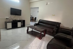 3 Bedroom Apartment Royal Suites, Hyderabad