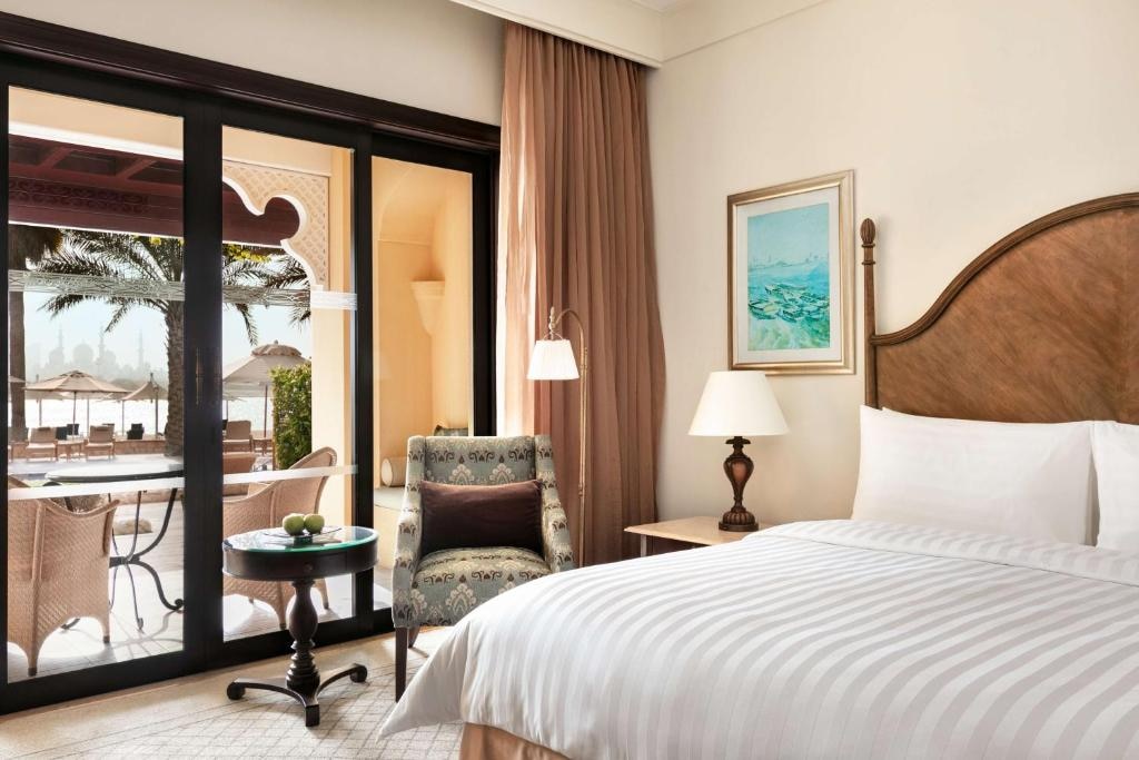 Shangri-La, Qaryat Al Beri, Abu Dhabi - Tap to explore photos
