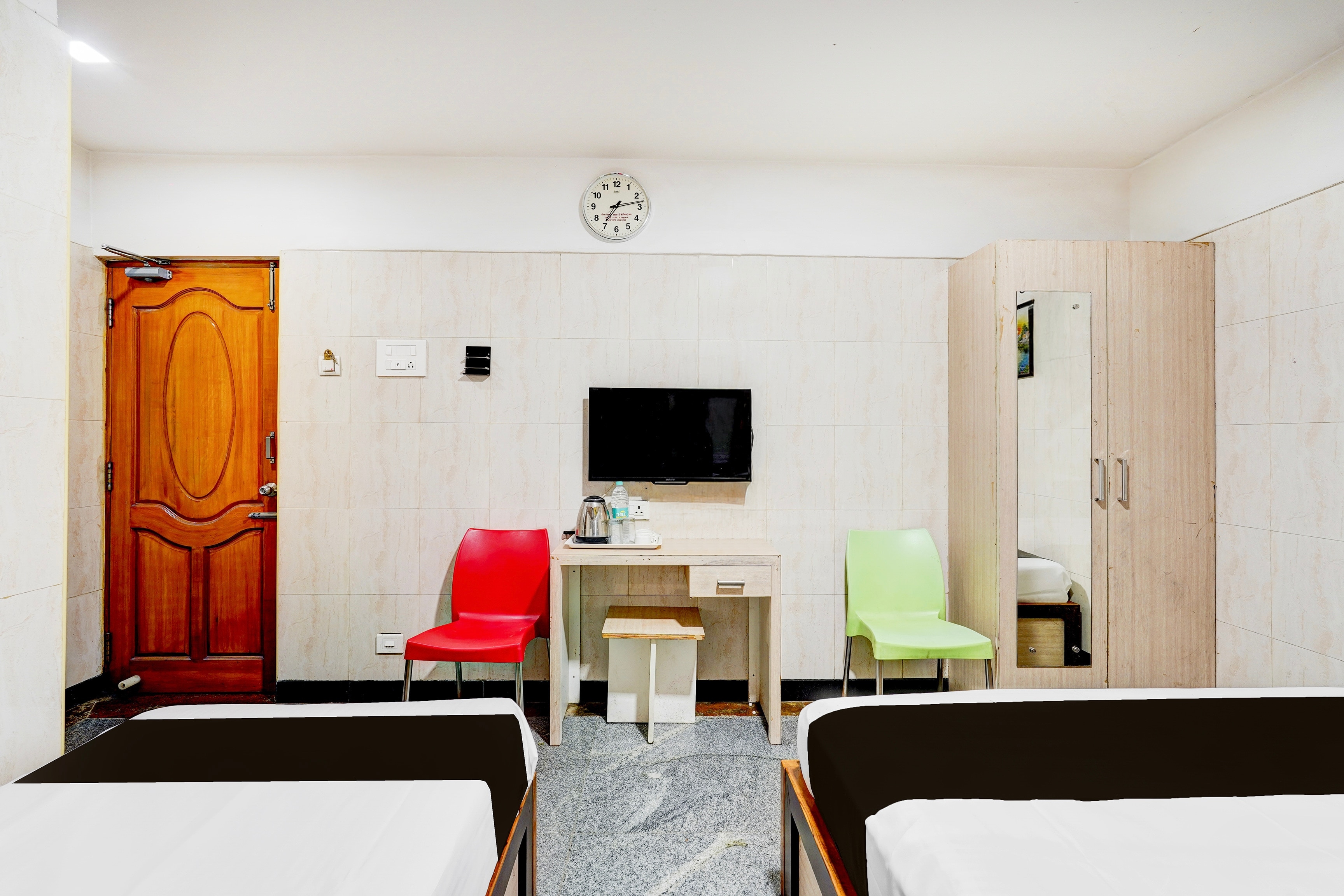Super Hotel O Porur Formerly Jeya's Elite - Tap to explore photos