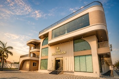 Travinities Hotel - The Royal Palace, Near Airport, Indore
