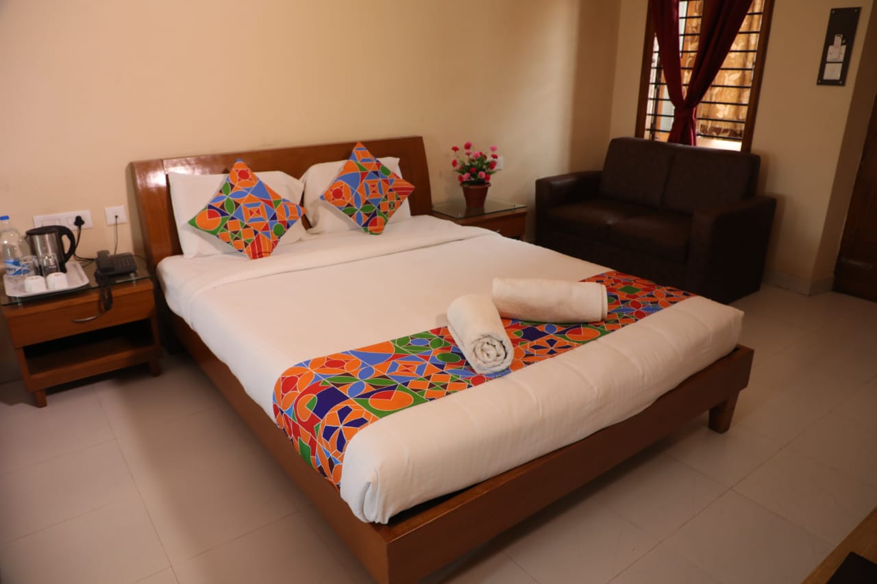 Kumars The White House Hotel and Restaurants - Tap to explore photos