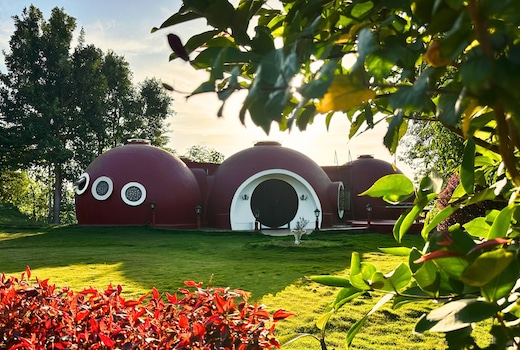 Dome Villas by Jade - Red Dome