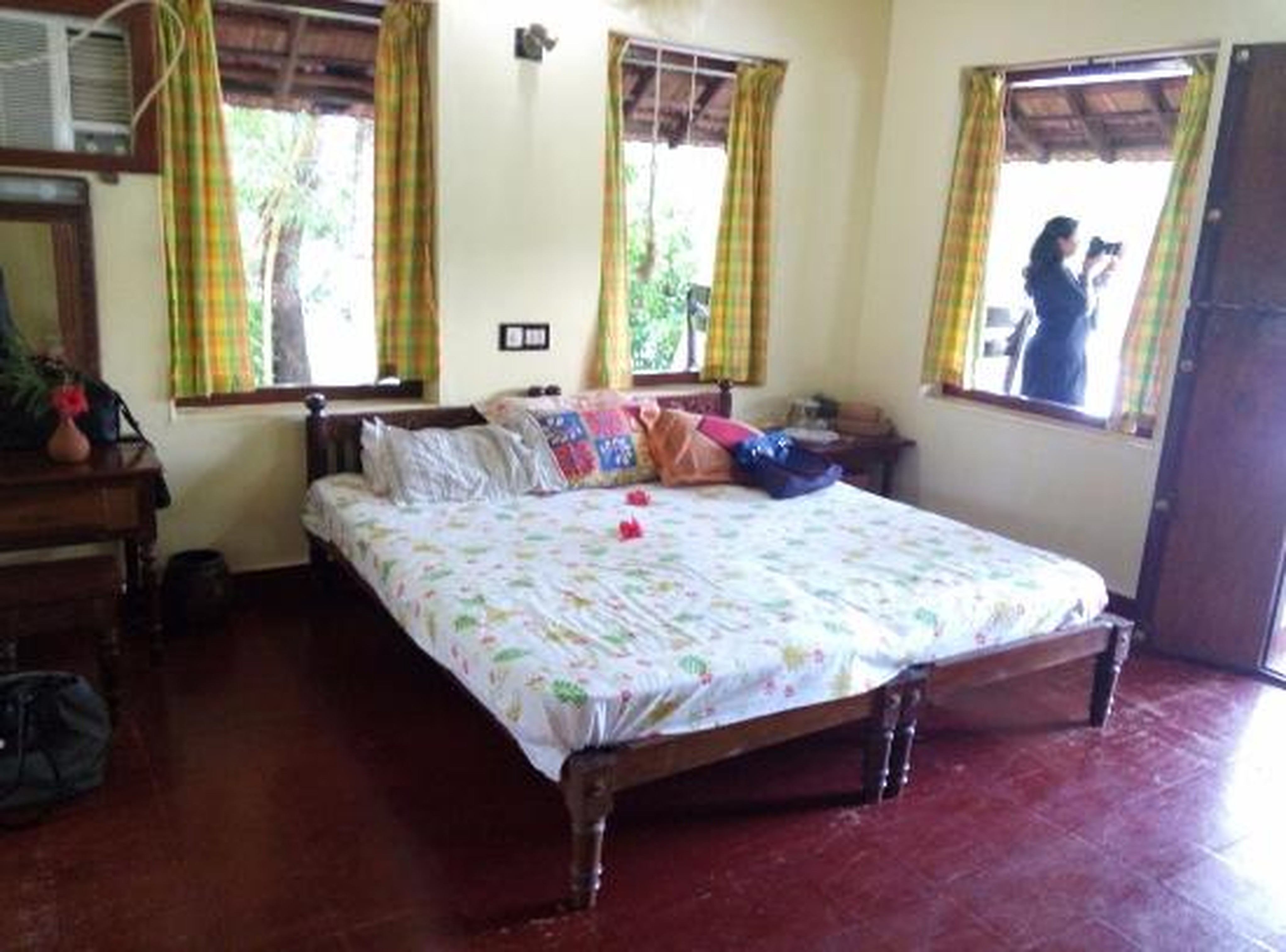 Coconut Island Homestay - Tap to explore photos