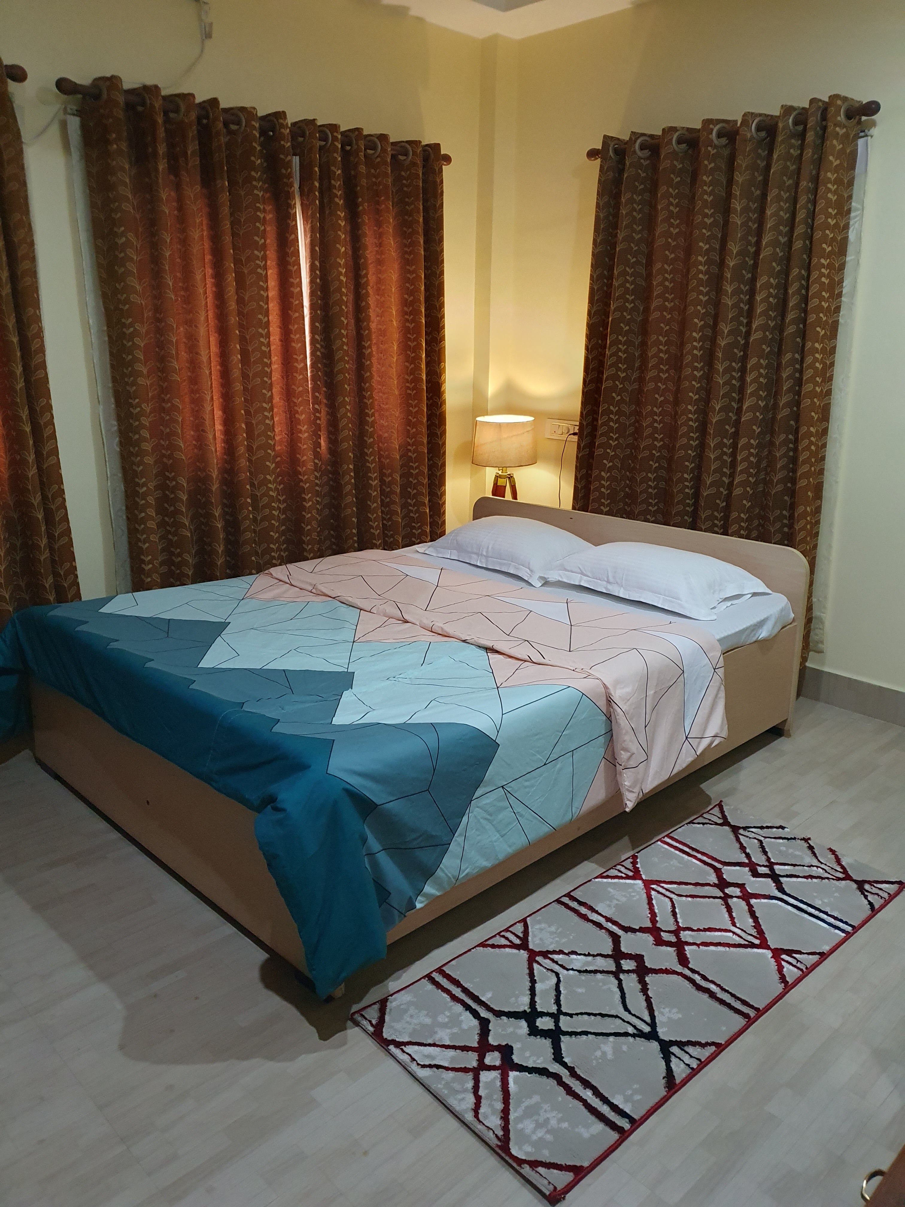 Luxurious 2BHK Apartment in Central Guwahati - Tap to explore photos